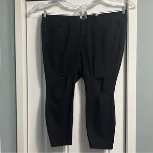 TORRID Distressed Skinny black denim jeans women’s size 26 XS NWT high rise